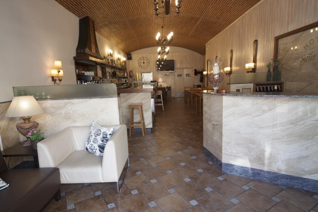 Hotel Sant Roc กัมโปรดอน ภายนอก รูปภาพ